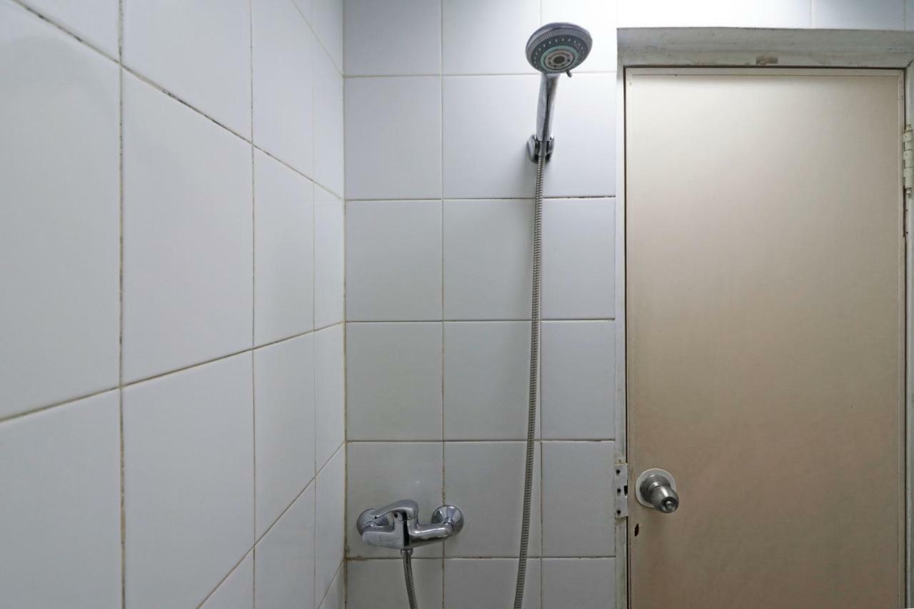 Mutiara Sari Hotel Макасар Екстериор снимка