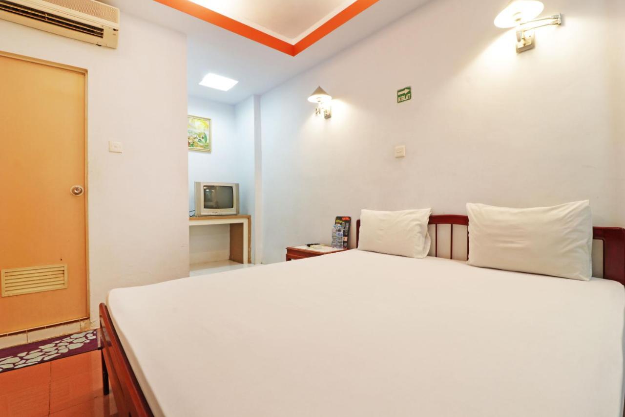 Mutiara Sari Hotel Макасар Екстериор снимка